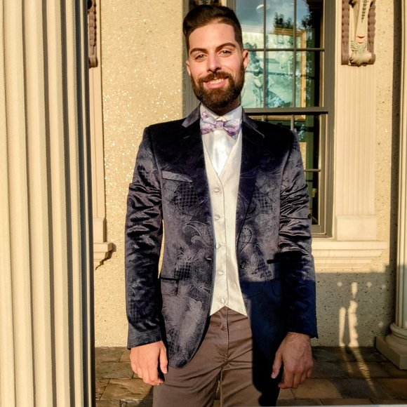 Meet your Posher, Tony - Picture 3 of 15